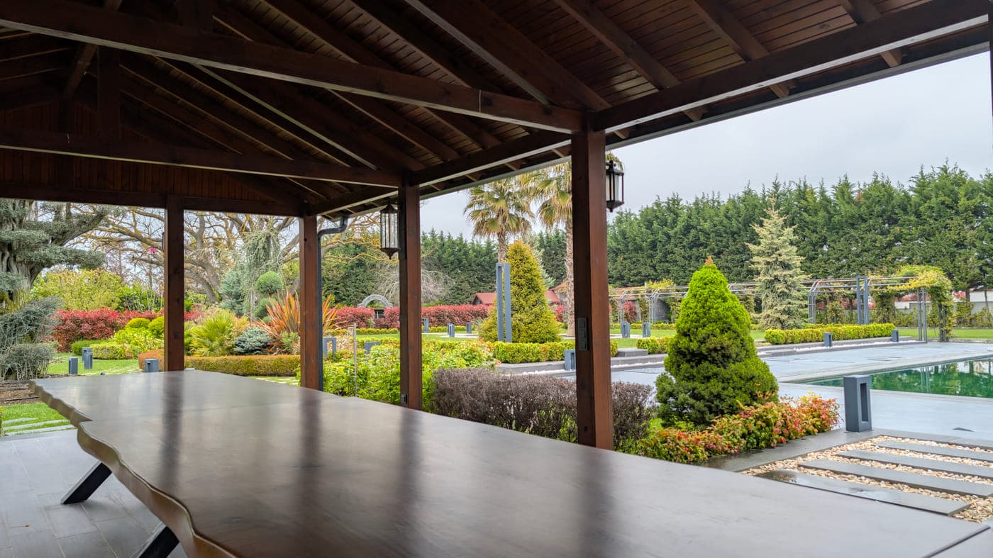 Gulf Villas — royal residence landscape